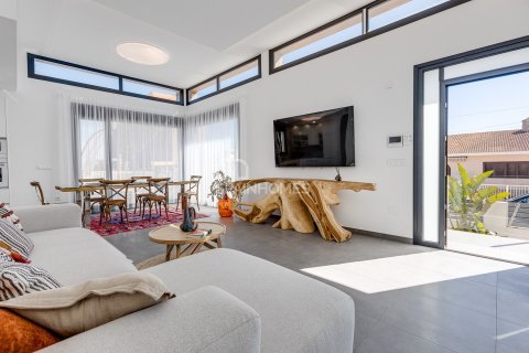 Villa for sale in Torrevieja, Alicante, Spain 4 bedrooms, 150 sq.m. No. 49406 - photo 29