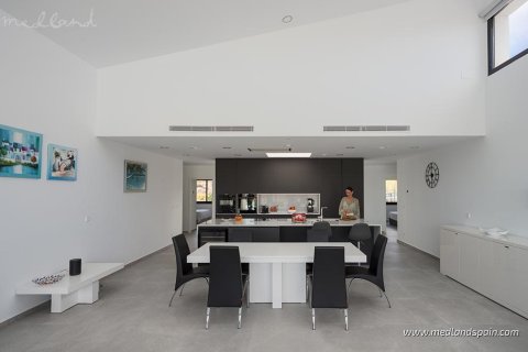 Villa for sale in Murcia, Spain 4 bedrooms, 195 sq.m. No. 49143 - photo 3