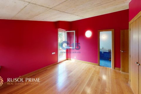 House for sale in Hernani, Gipuzkoa, Spain 4 bedrooms, 484 sq.m. No. 12362 - photo 3