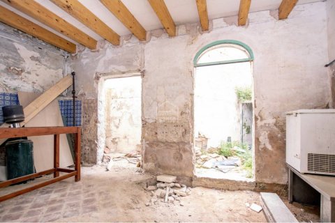 Townhouse for sale in Mahon, Menorca, Spain 4 bedrooms, 246 sq.m. No. 47969 - photo 8