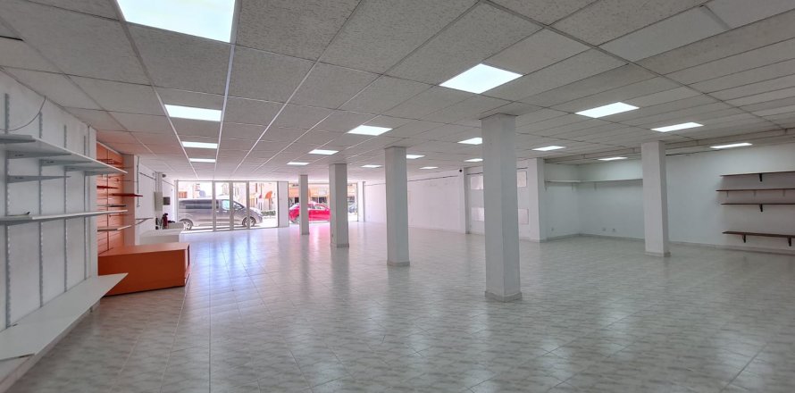 Commercial property in Llucmajor, Mallorca, Spain 400 sq.m. No. 48131