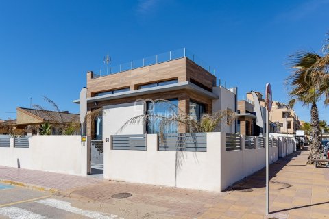 Villa for sale in Torrevieja, Alicante, Spain 4 bedrooms, 150 sq.m. No. 49406 - photo 21