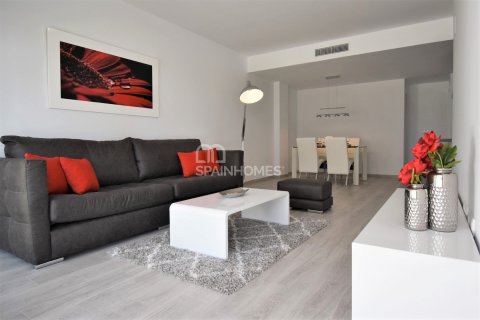 Apartment for sale in Orihuela, Alicante, Spain 2 bedrooms, 71 sq.m. No. 49467 - photo 8