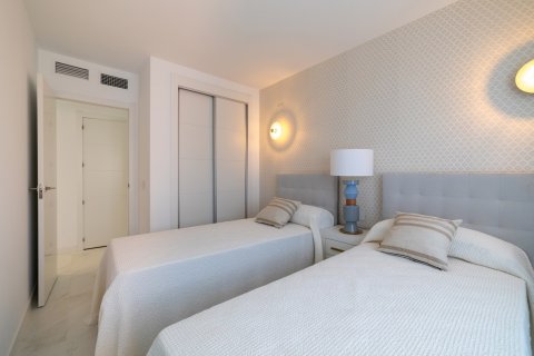 Apartment for sale in Punta Prima, Alicante, Spain 3 bedrooms, 127 sq.m. No. 49188 - photo 15