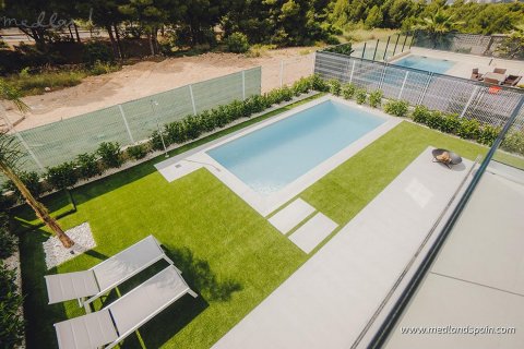 Villa for sale in Finestrat, Alicante, Spain 3 bedrooms, 131 sq.m. No. 9425 - photo 2