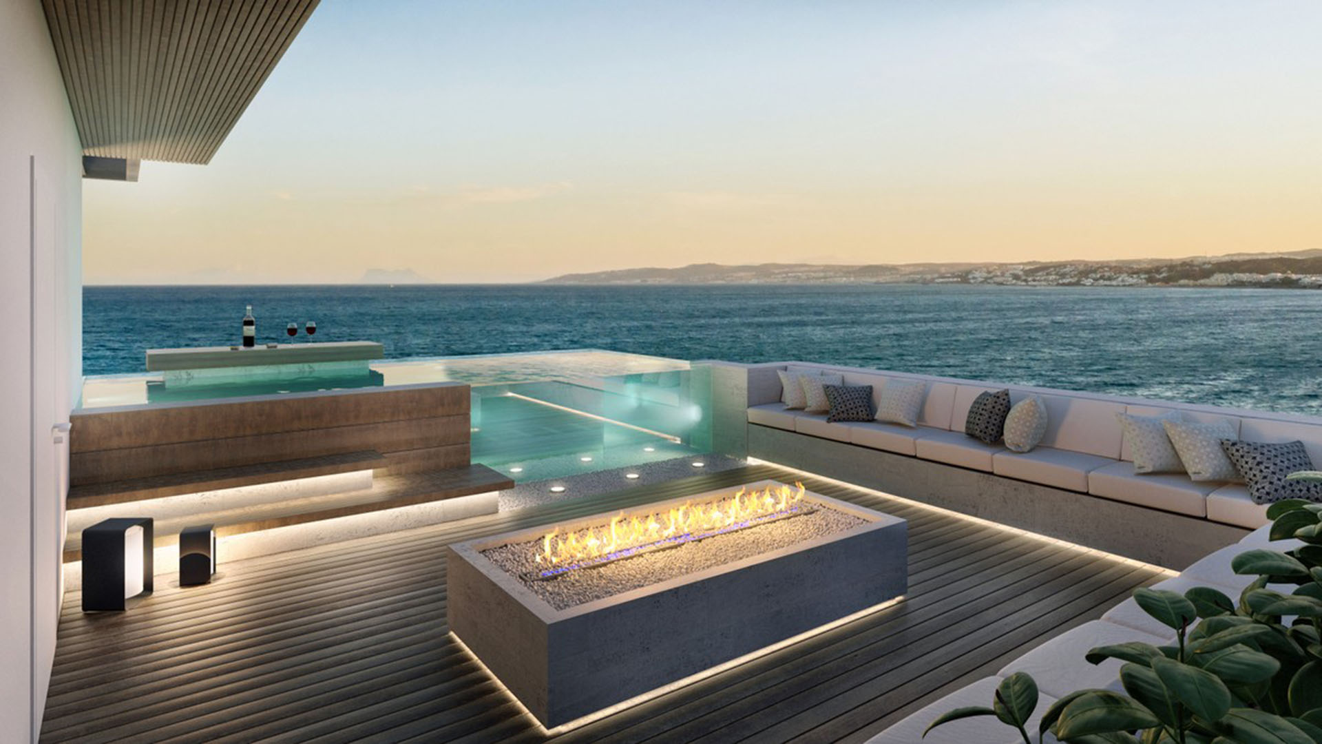 Ikkil Bay à Estepona, Malaga, Espagne No. 50387