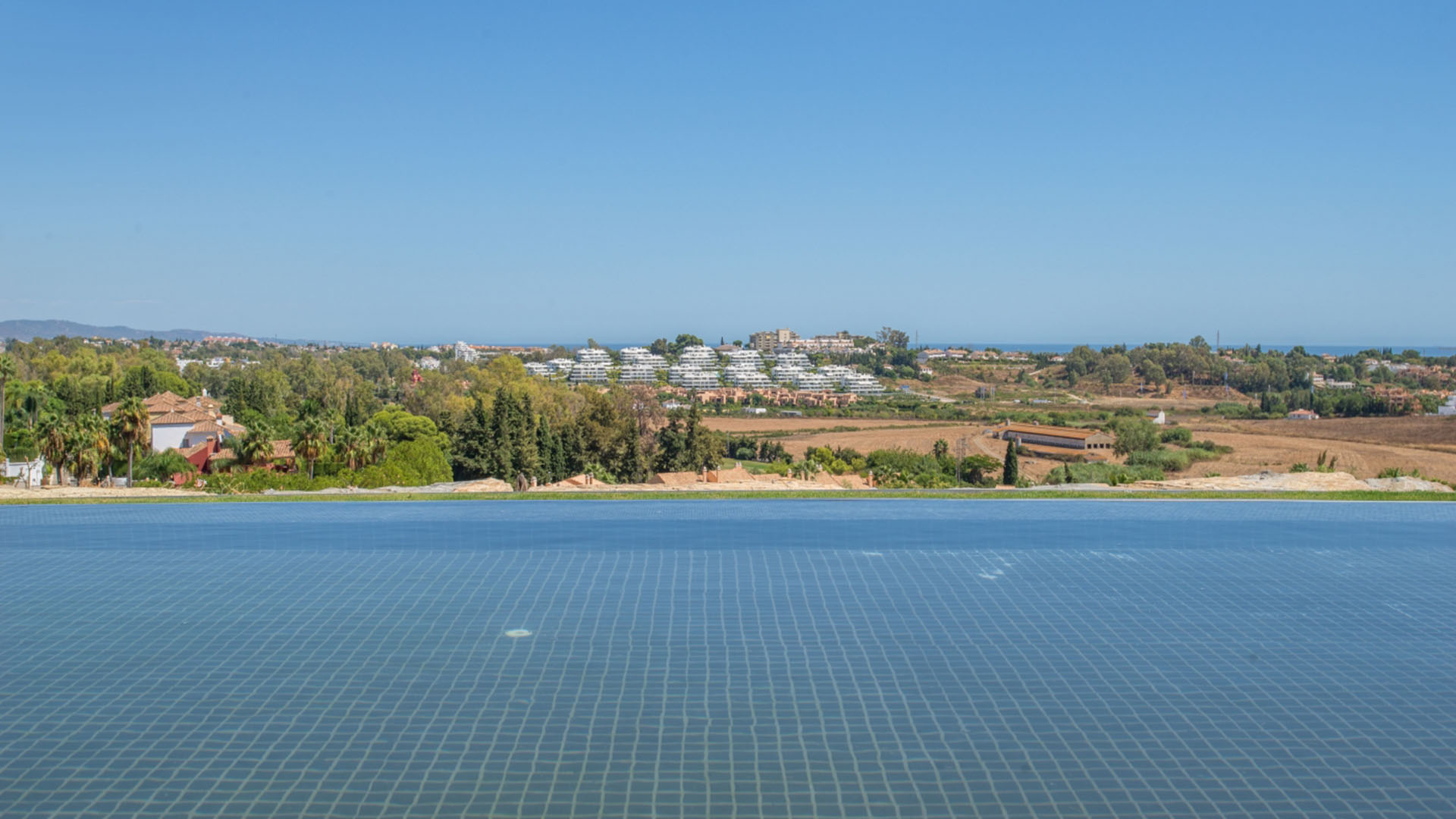 El Paraiso Hills in Benahavis, Malaga, Spanien Nr. 50829