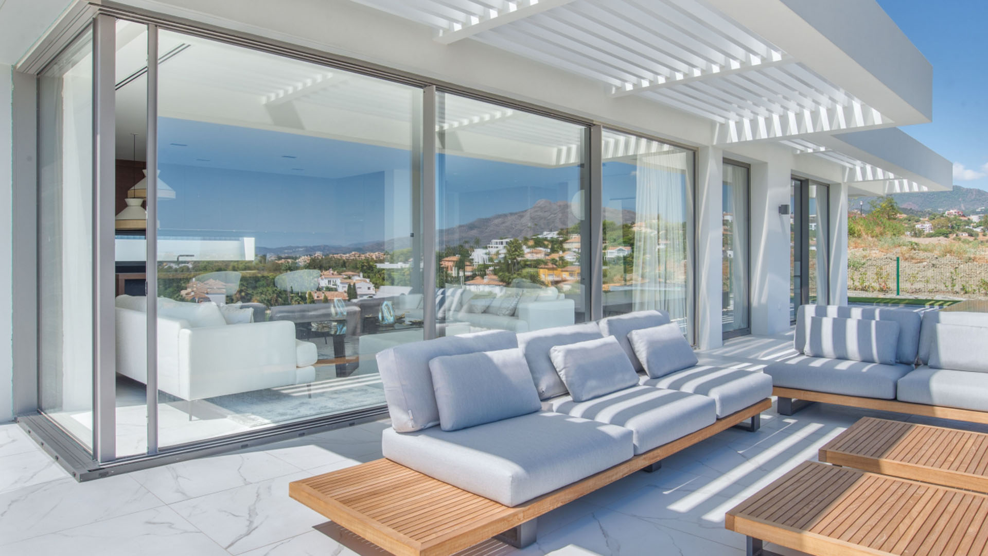 El Paraiso Hills in Benahavis, Malaga, Spanien Nr. 50829