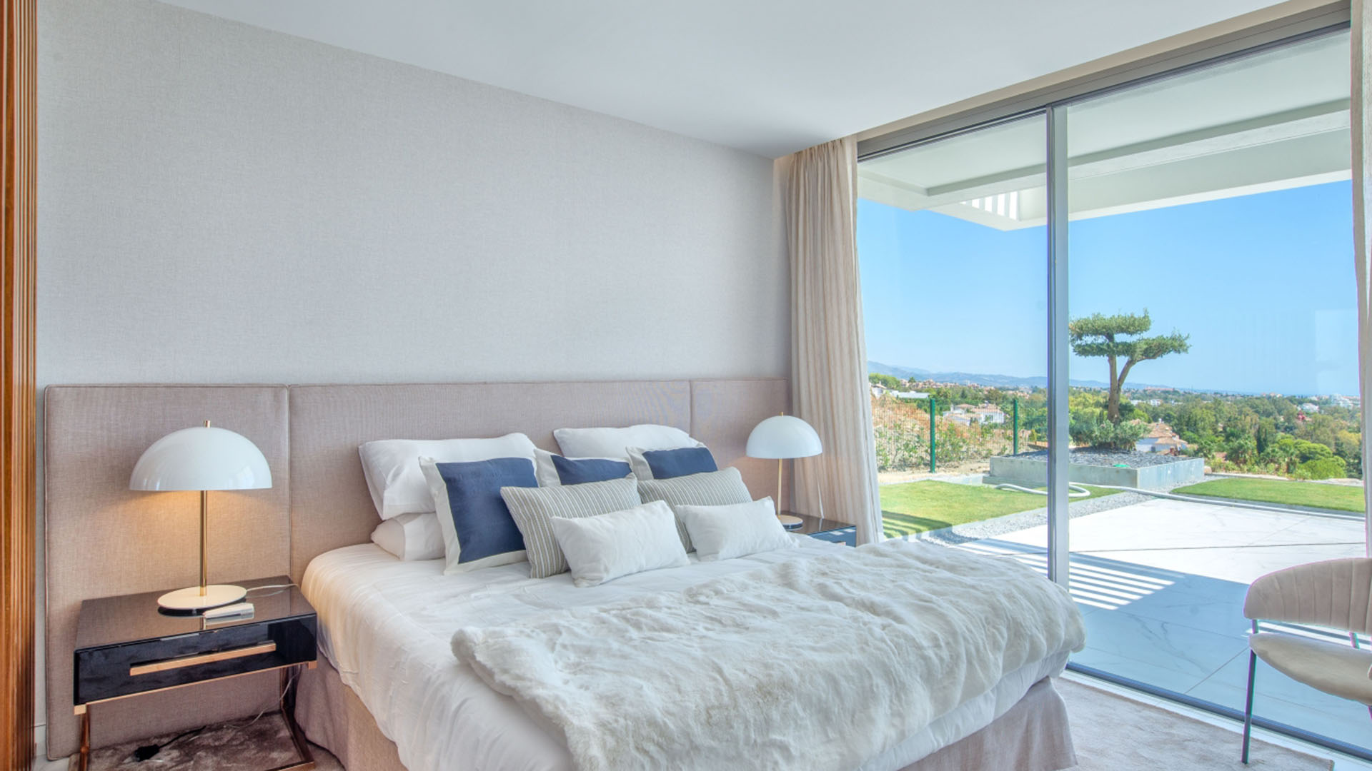 El Paraiso Hills in Benahavis, Malaga, Spanien Nr. 50829