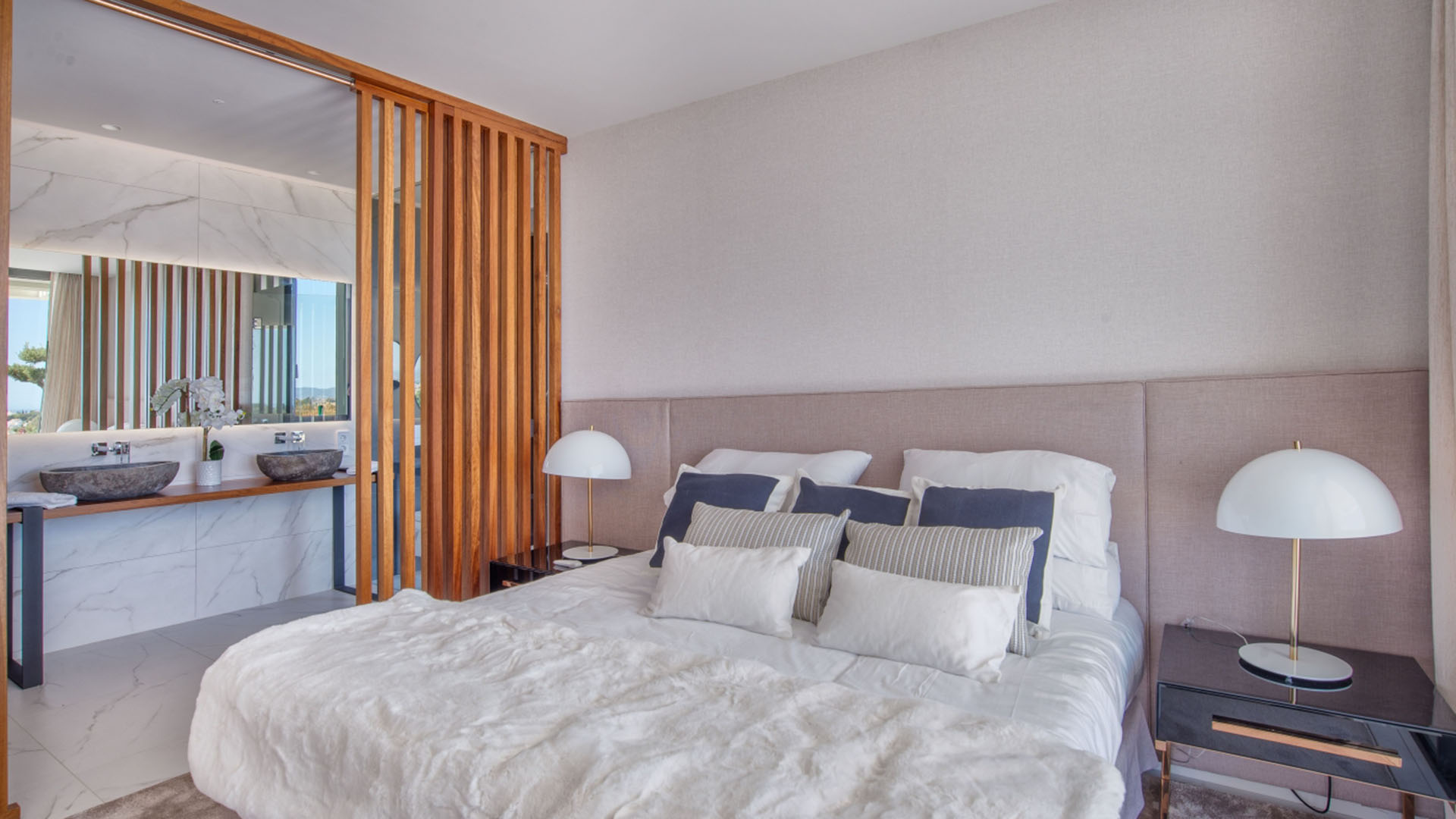 El Paraiso Hills in Benahavis, Malaga, Spanien Nr. 50829