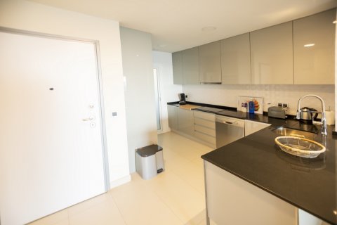 Apartment for rent Benidorm, Alicante, Spain 2 bedrooms, 105 sq.m. No. 50238 - photo 5