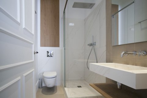 Apartment for sale in Eixample, Barcelona, Spain 3 bedrooms, 179 sq.m. No. 50308 - photo 6