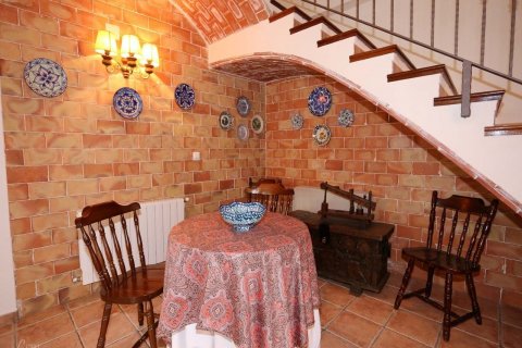 Townhouse for sale in Vall De Gallinera, Alicante, Spain 10 bedrooms, 350 sq.m. No. 49976 - photo 13