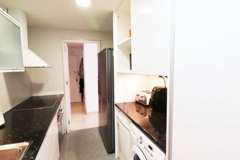 Apartment for sale in Benidorm, Alicante, Spain 2 bedrooms,  No. 50709 - photo 12