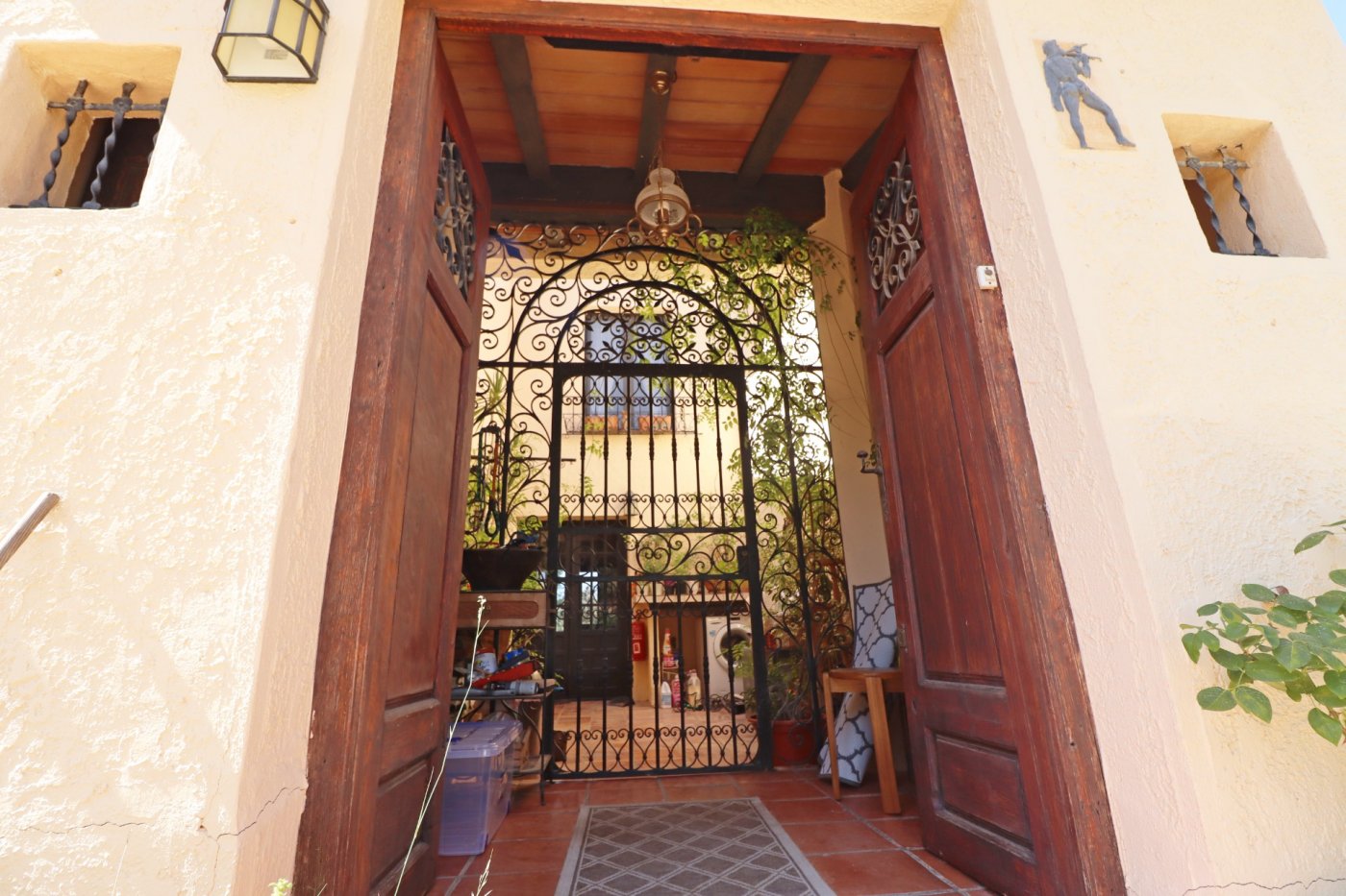 House in Finestrat, Alicante, Spanien 4 Schlafzimmer, 5000 m2 Nr. 50705