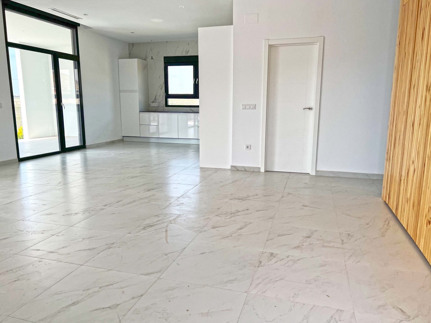 Villa a Rio Park, Alicante, Spagna 3 camere da letto, 987 mq. N° 50754