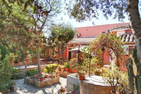 Villa for sale in Marratxinet (Marratxi), Mallorca, Spain 4 bedrooms, 300 sq.m. No. 50868 - photo 1