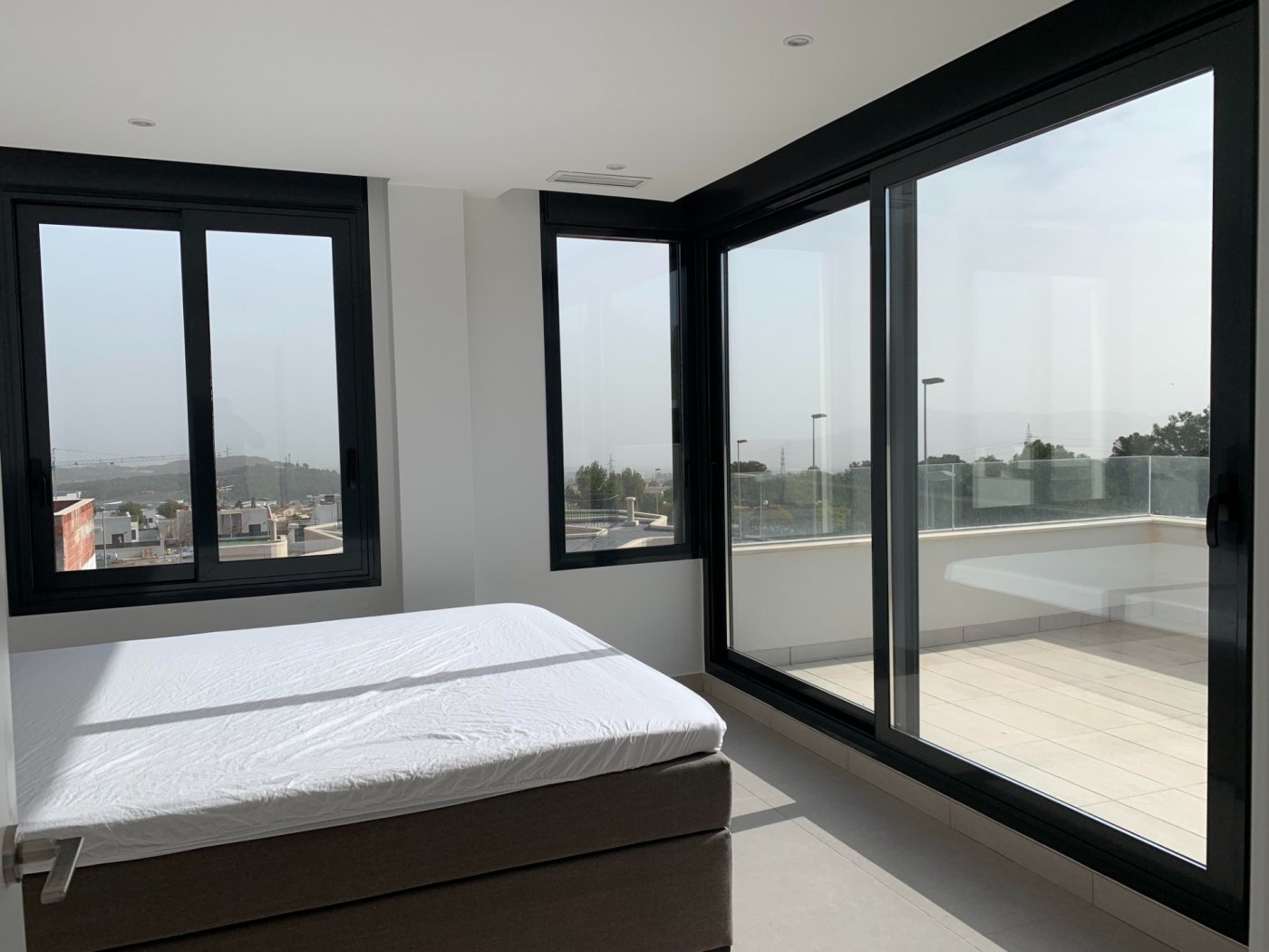 Villa à Polop, Alicante, Espagne 4 chambres, 300 m2 No. 50756
