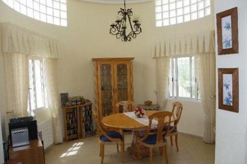 Villa for sale in Murcia, Spain 3 bedrooms, 135 sq.m. No. 50320 - photo 3