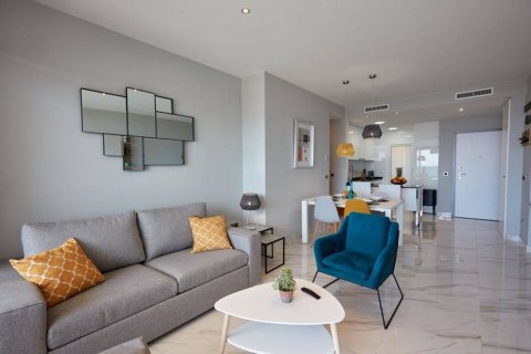 Apartment for rent in Benidorm, Alicante, Spain 2 bedrooms, 105 sq.m. No. 49983 - photo 8