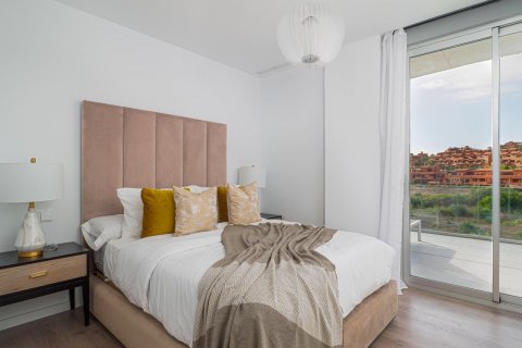 Apartment for sale in Estepona, Malaga, Spain 2 bedrooms, 95 sq.m. No. 50046 - photo 5