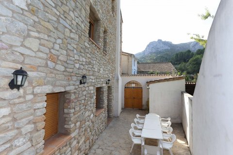 Townhouse for sale in Vall De Gallinera, Alicante, Spain 10 bedrooms, 350 sq.m. No. 49976 - photo 4