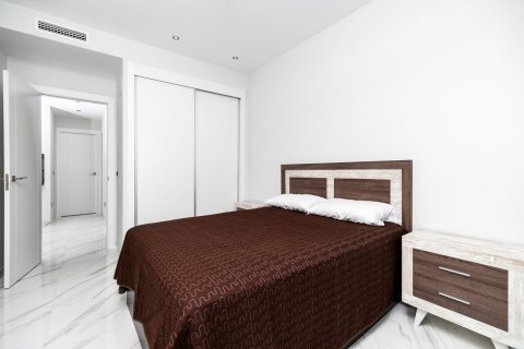 Apartment for rent in Benidorm, Alicante, Spain 2 bedrooms, 105 sq.m. No. 50240 - photo 14