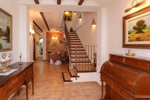 Townhouse for sale in Vall De Gallinera, Alicante, Spain 10 bedrooms, 350 sq.m. No. 49976 - photo 8