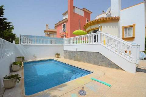 Villa for sale in Cabo Roig, Alicante, Spain 3 bedrooms, 100 sq.m. No. 50393 - photo 1