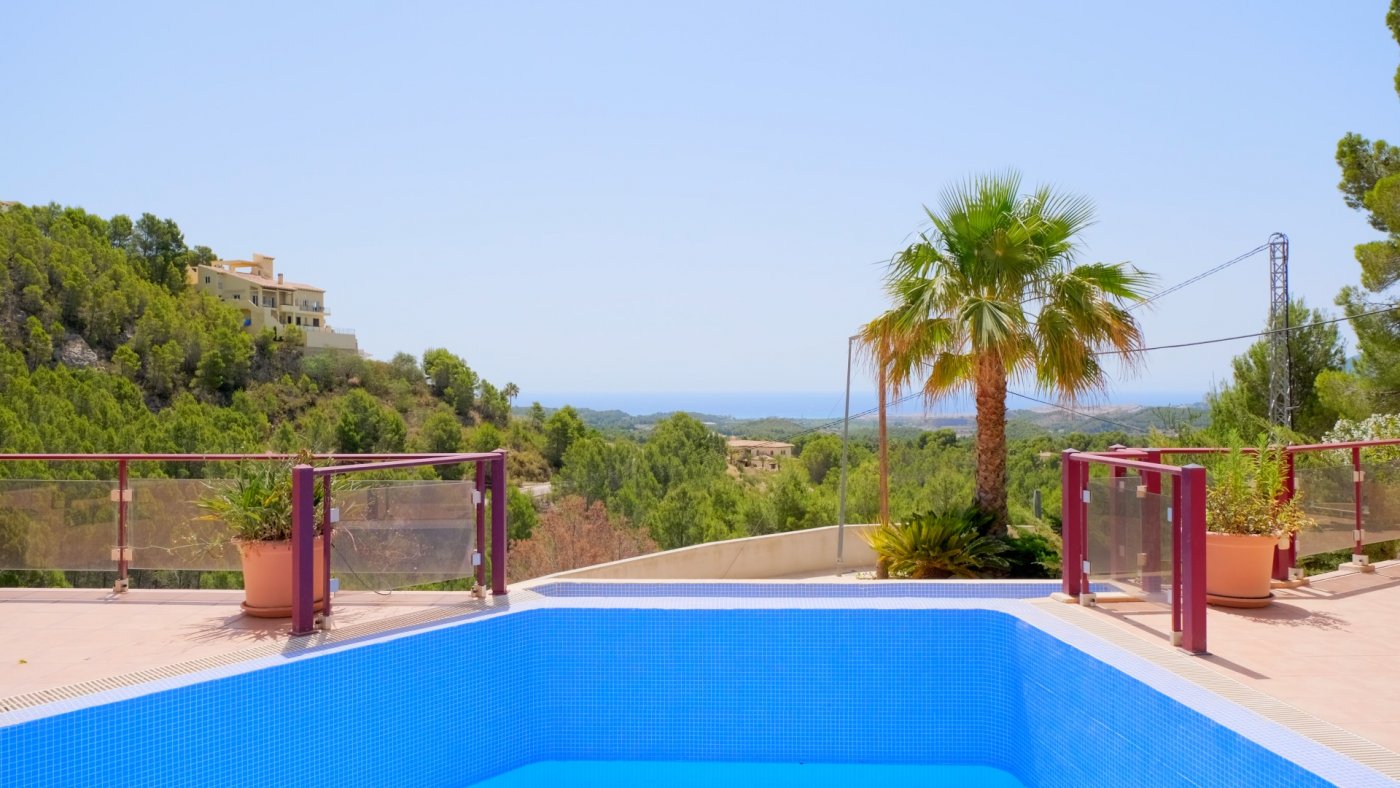 Villa in Altea La Vella, Alicante, Spain 5 bedrooms, 1900 sq.m. No. 50715