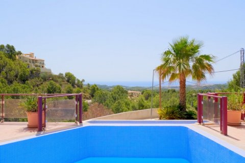 Villa for sale in Altea La Vella, Alicante, Spain 5 bedrooms, 1900 sq.m. No. 50715 - photo 4
