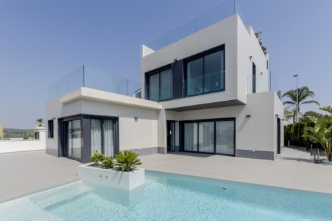 Villa for sale in Campoamor, Alicante, Spain 4 bedrooms, 194 sq.m. No. 49749 - photo 3