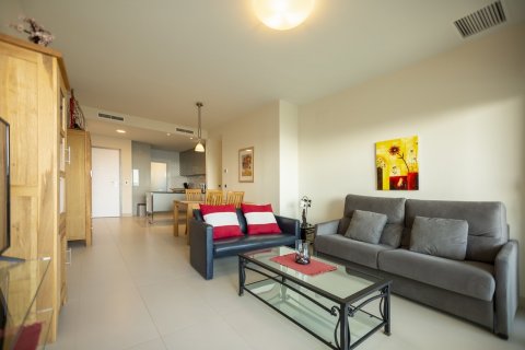 Apartment for rent Benidorm, Alicante, Spain 2 bedrooms, 105 sq.m. No. 50238 - photo 6