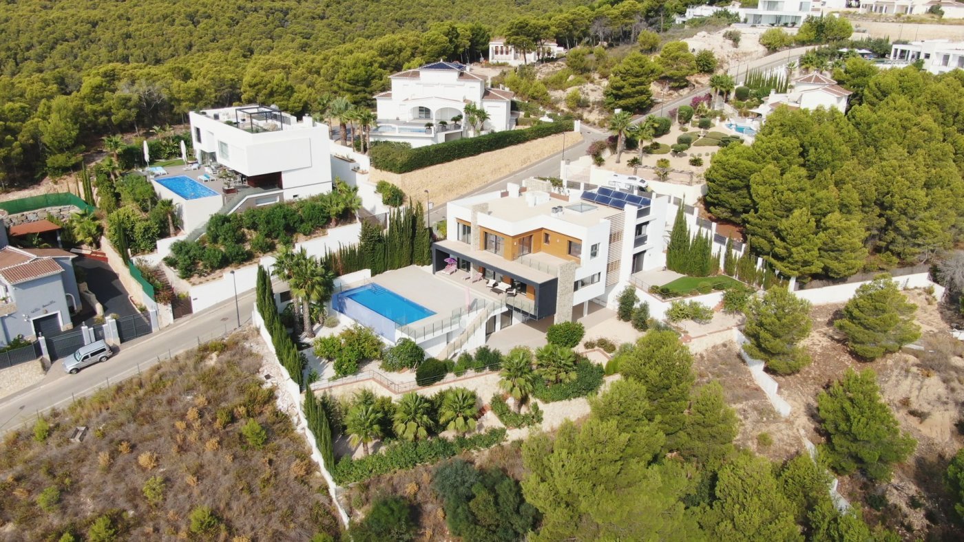 Villa i Altea La Vella, Alicante, Spanien 6 sovrum, 1389 kvm. Nr. 50722