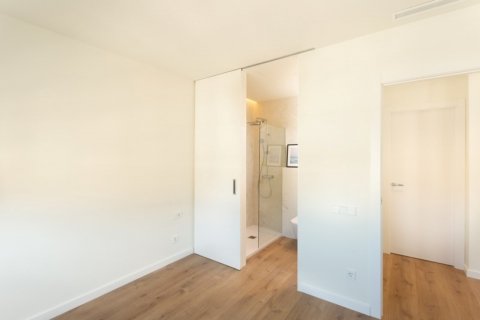 Apartment for sale in Barcelona, Spain 3 bedrooms, 96 sq.m. No. 50306 - photo 21