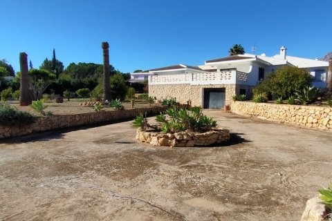 House for sale La Nucia, Alicante, Spain 5 bedrooms, 400 sq.m. No. 50156 - photo 1