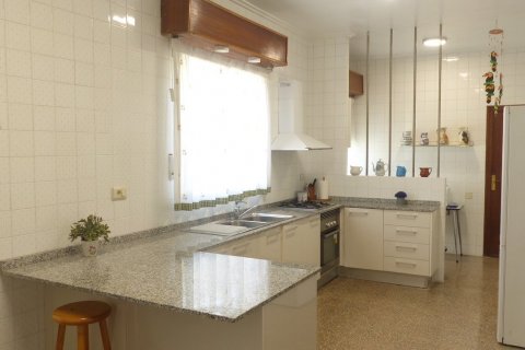House for sale in Betera, Valencia, Spain 7 bedrooms, 465 sq.m. No. 49995 - photo 6