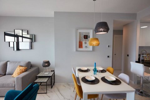 Apartment for rent in Benidorm, Alicante, Spain 2 bedrooms, 105 sq.m. No. 49983 - photo 7