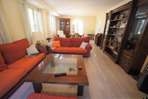 Villa for sale in Elche, Alicante, Spain 8 bedrooms, 800 sq.m. No. 50313 - photo 9
