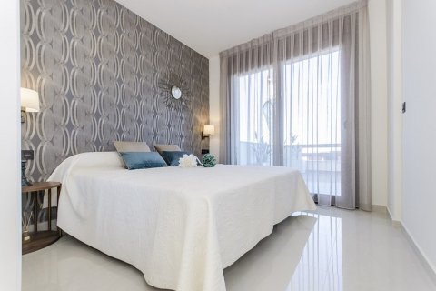 Apartment for sale in Los Balcones, Alicante, Spain 2 bedrooms, 71 sq.m. No. 49924 - photo 17