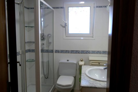 Apartment for sale in Benidorm, Alicante, Spain 4 bedrooms, 220 sq.m. No. 50186 - photo 15