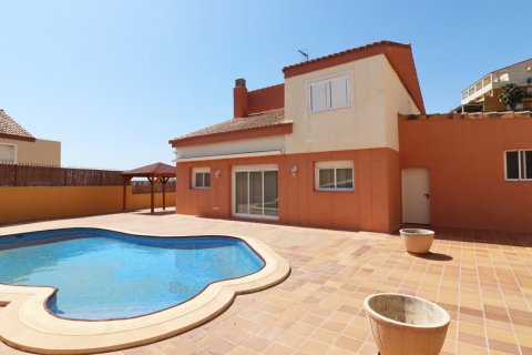 House for sale in Finestrat, Alicante, Spain 4 bedrooms, 500 sq.m. No. 50710 - photo 1