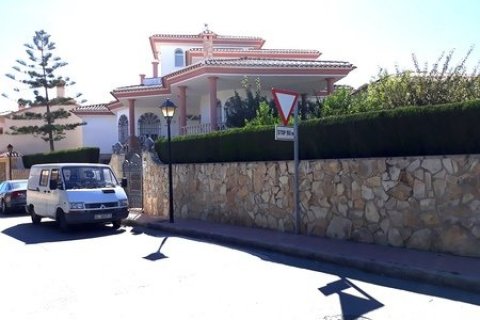 Villa for sale in Los Gallardos, Almeria, Spain 7 bedrooms, 480 sq.m. No. 50325 - photo 3
