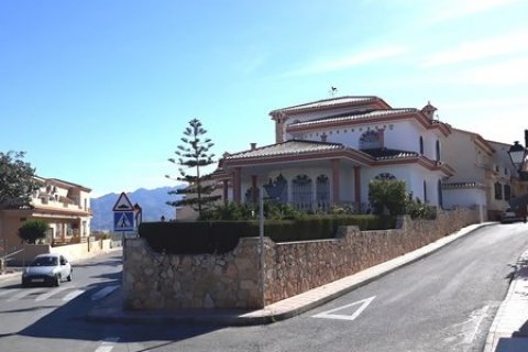 Villa for sale in Los Gallardos, Almeria, Spain 7 bedrooms, 480 sq.m. No. 50325 - photo 1