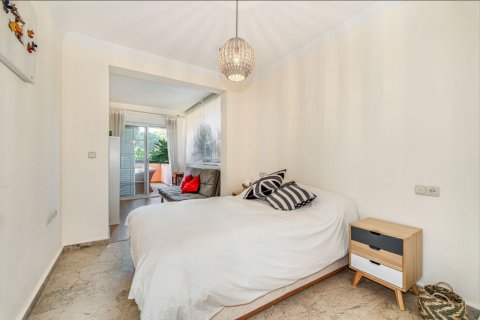 Apartment for sale in Marbella, Malaga, Spain 3 bedrooms, 180 sq.m. No. 50105 - photo 13
