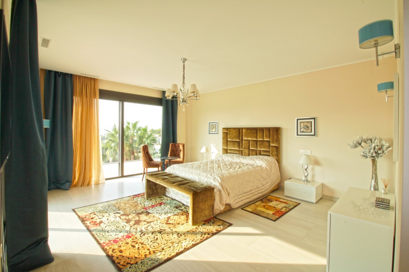 Villa i Altea La Vella, Alicante, Spanien 6 sovrum, 1389 kvm. Nr. 50722