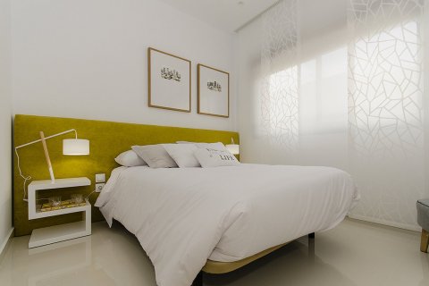 Villa for sale in Campoamor, Alicante, Spain 3 bedrooms, 157 sq.m. No. 49750 - photo 11