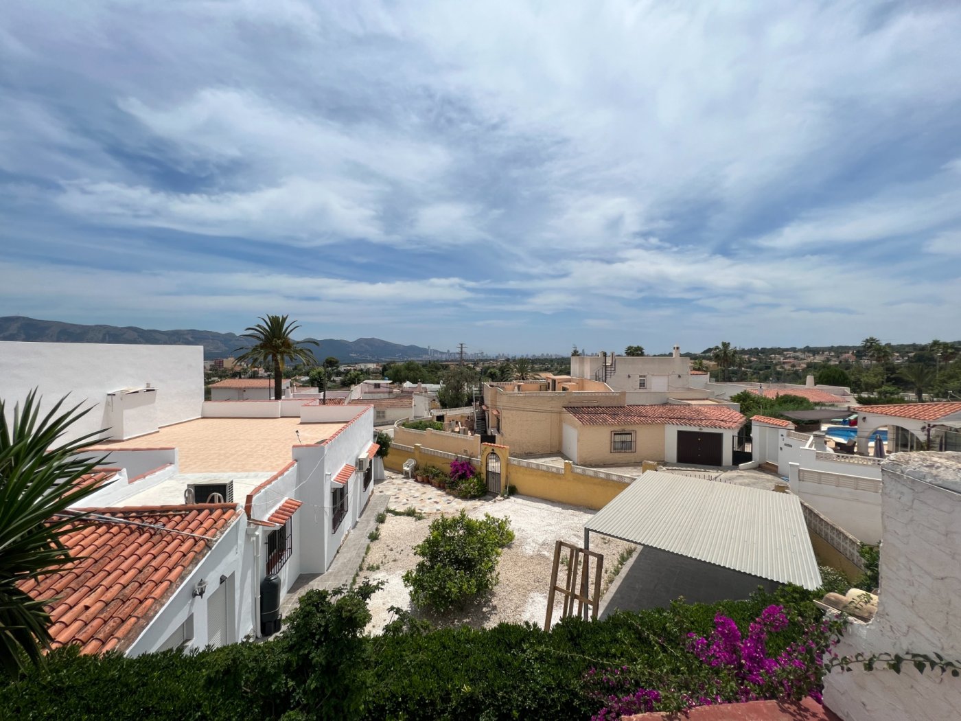 Kaupunkipientalo L'Alfàs del Pi, Alicante, Espanja 3 makuuhuonetta, 350 m2 No. 50700