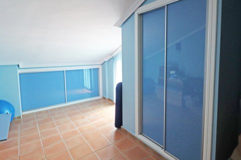 House for sale in Finestrat, Alicante, Spain 4 bedrooms, 500 sq.m. No. 50710 - photo 24
