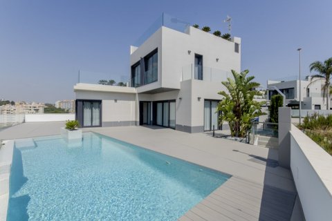 Villa for sale in Campoamor, Alicante, Spain 4 bedrooms, 194 sq.m. No. 49749 - photo 1